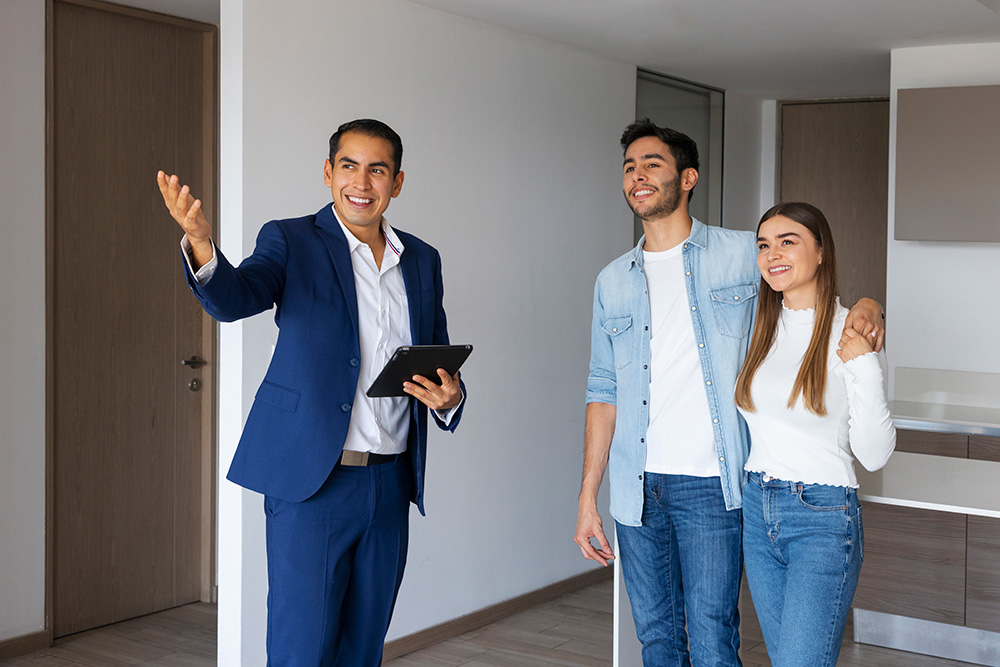 Become a REMAX Agent